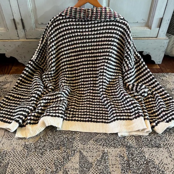 Womens Oversized Cozy Crochet Stitch Black White Yarn Knit Cardigan Sweater Boho - Picture 5 of 10